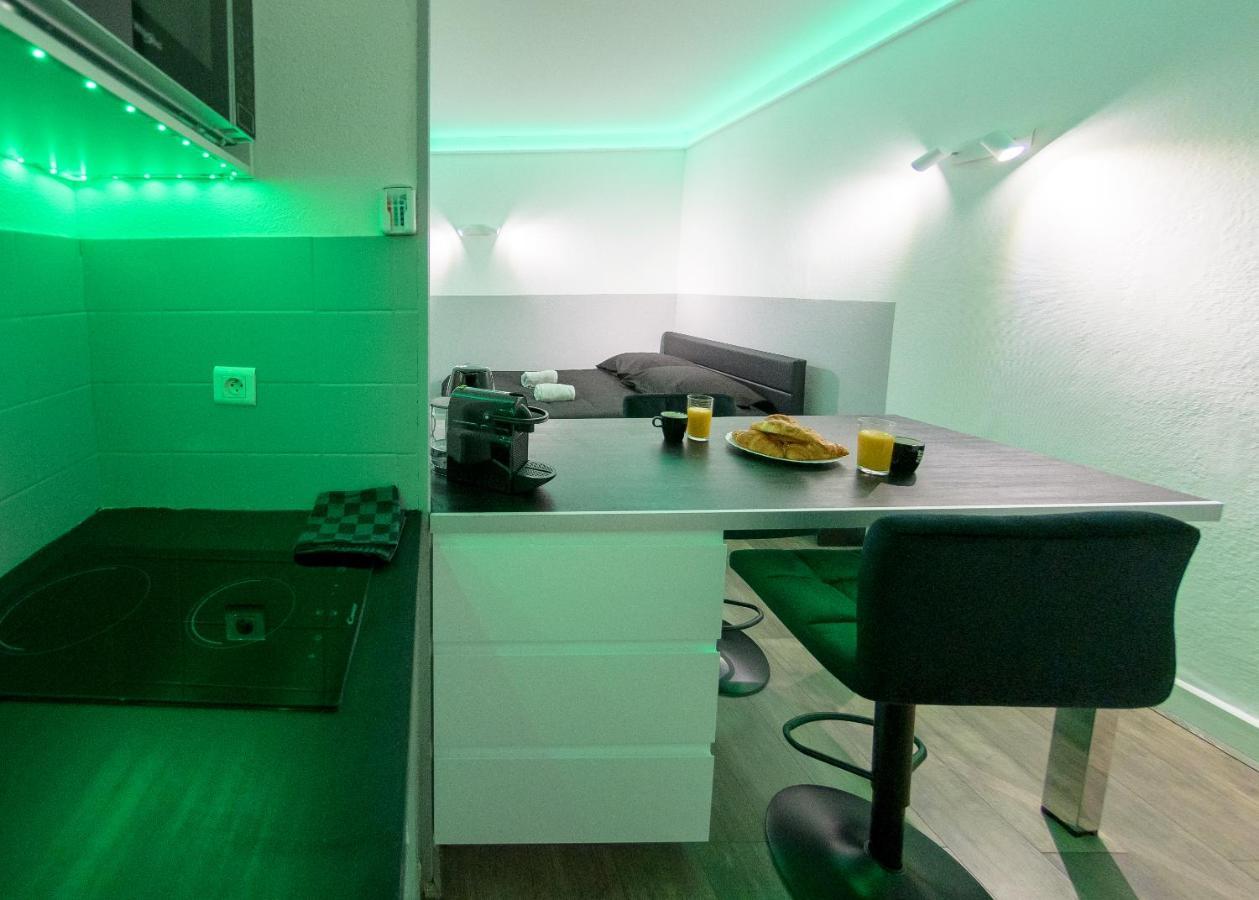 Appart'Hotel De La Gare - Cocooning Montbéliard Dış mekan fotoğraf