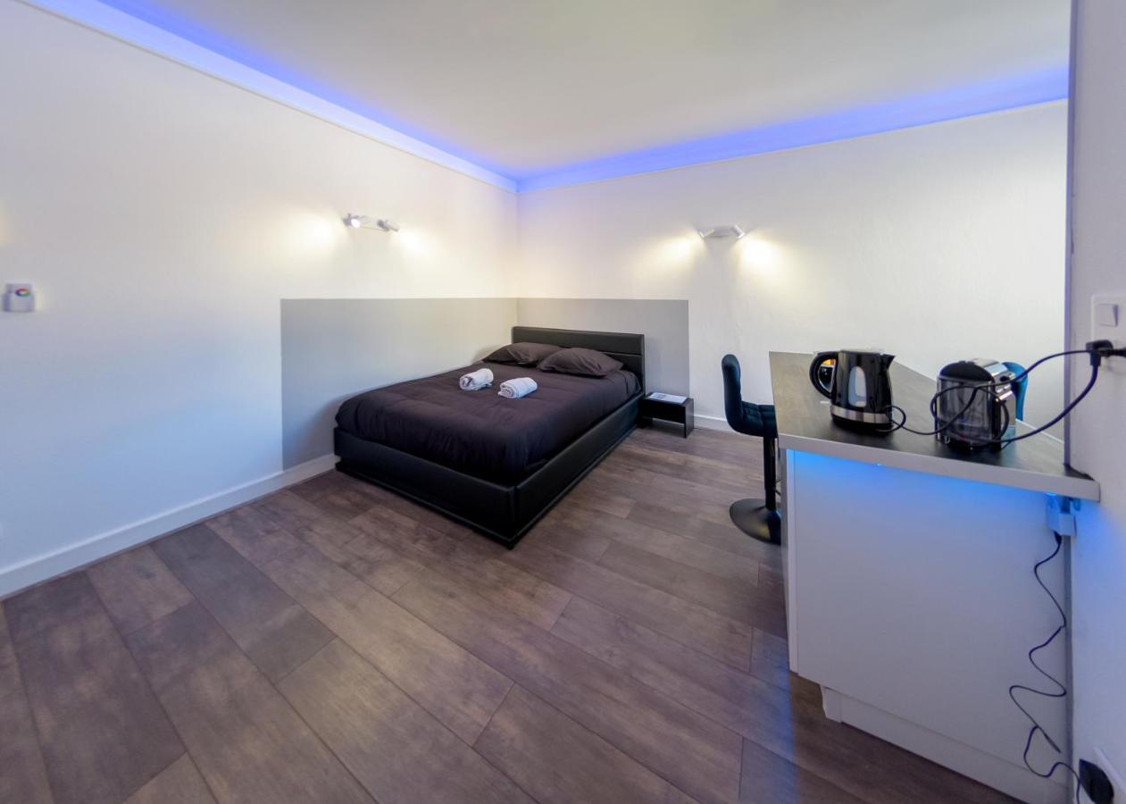 Appart'Hotel De La Gare - Cocooning Montbéliard Dış mekan fotoğraf